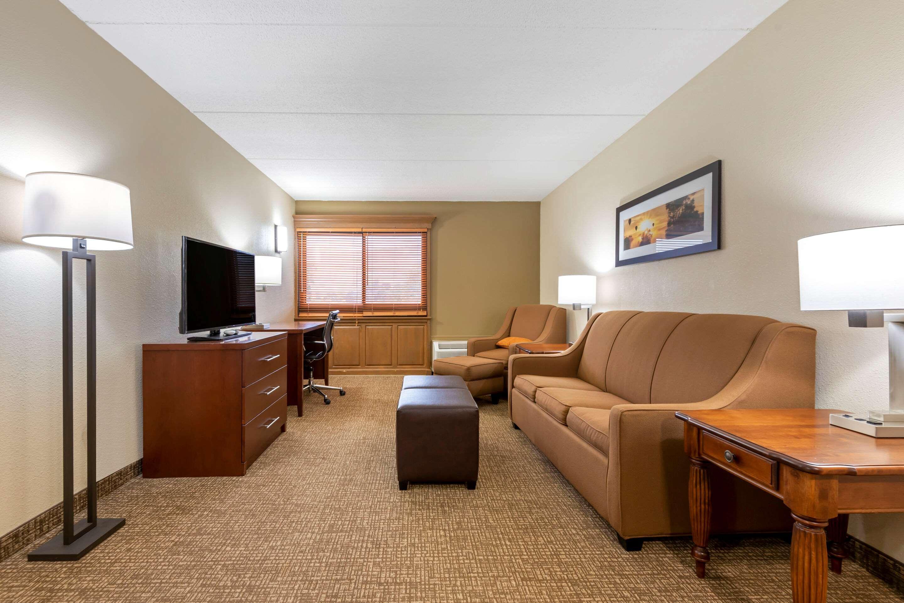 Comfort Inn Binghamton I-81 Exterior photo